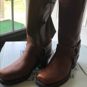 Frye Harness Boots never worn size 9 still in box